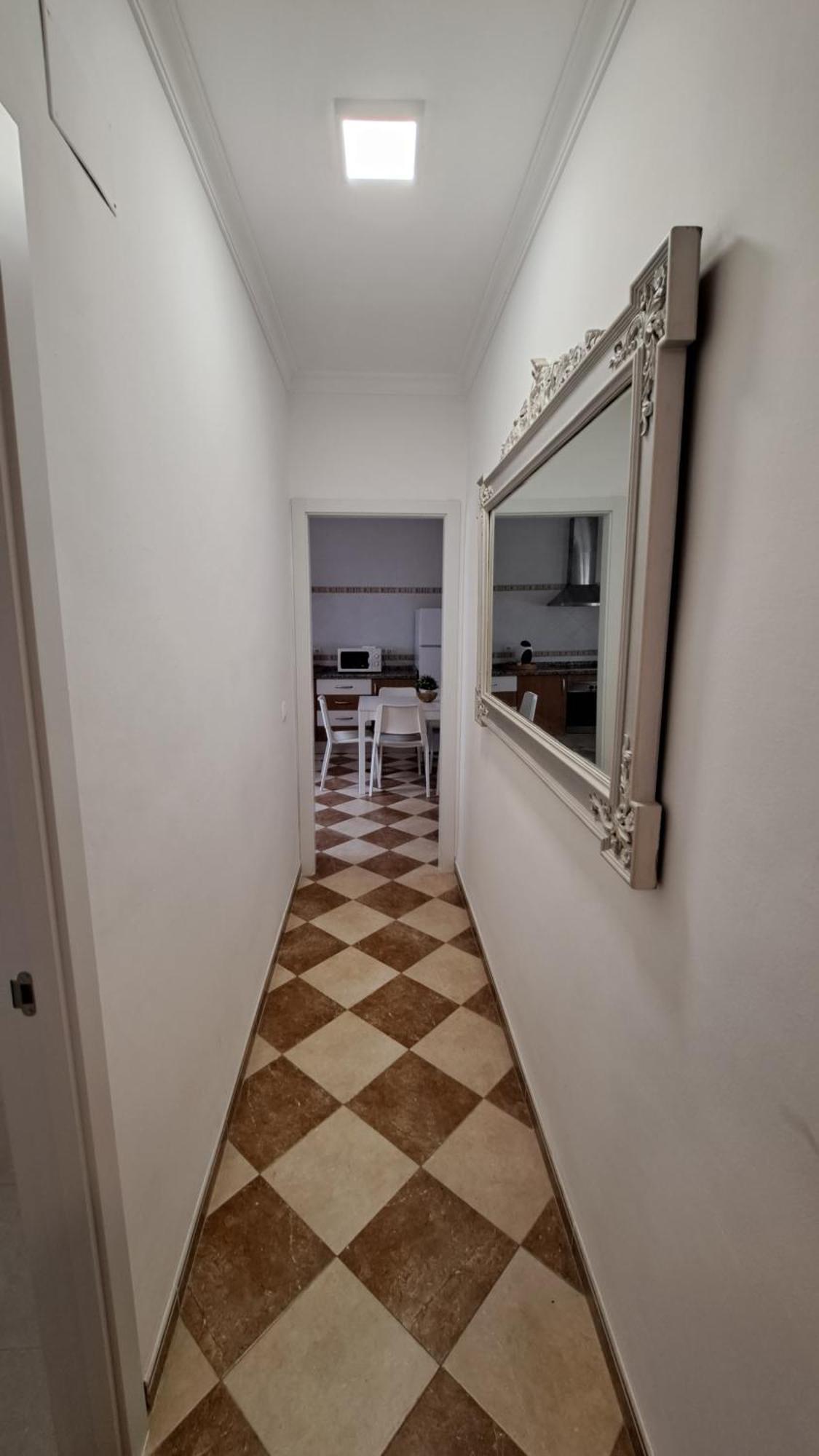 Ms4 Apartamentos Nervion Siviglia Esterno foto